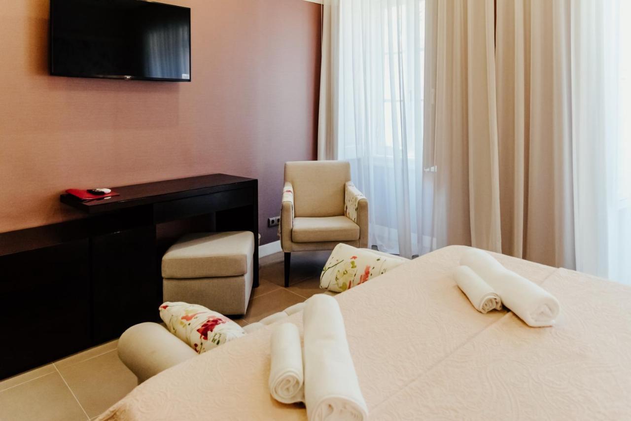 Happy House Comfort Plus فارو المظهر الخارجي الصورة